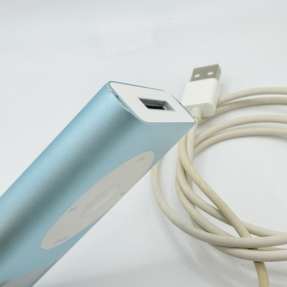 Apple iPod A1051 Light Blue 4GB Model P9436LL Works Music - Picture 8 of 14
